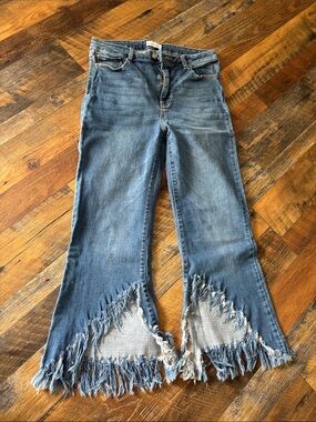Cello Blue Fringe-Hem Wide Leg Capri Jeans